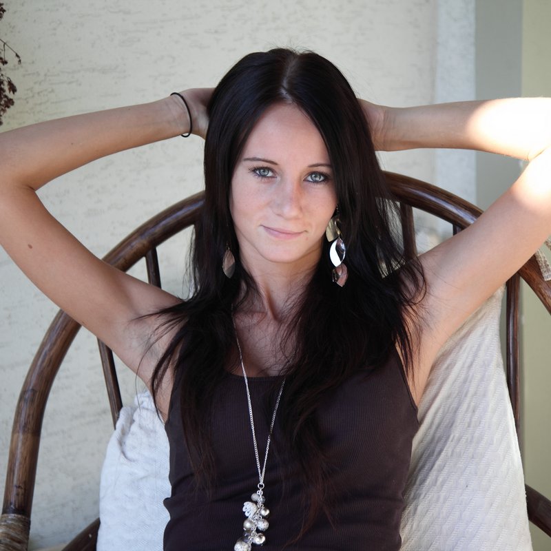 Cosette 25 Services escort Lure