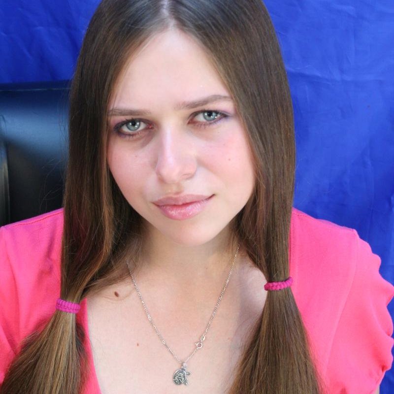 Roxane 34 Escort Matival
