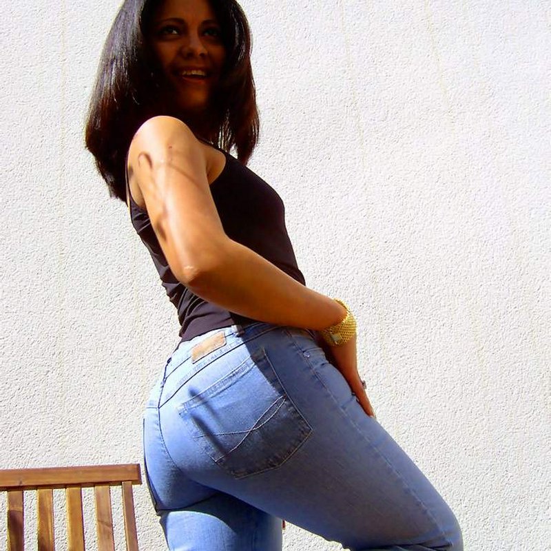 Reine 21 Escortes discrètes Soucieu-en-Jarrest