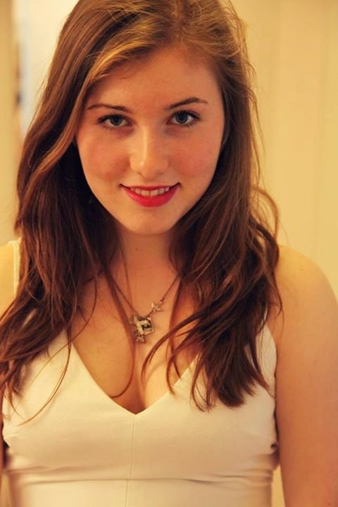Lydie 33 Escort La Haie-Fouassière