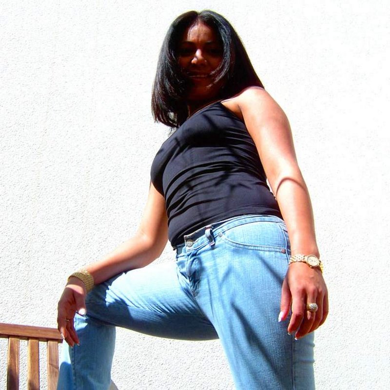 Ouida 31 Escort girl Saint-Macaire