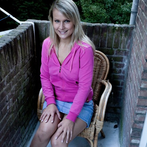 Avril 22 Escort-girls Chânes