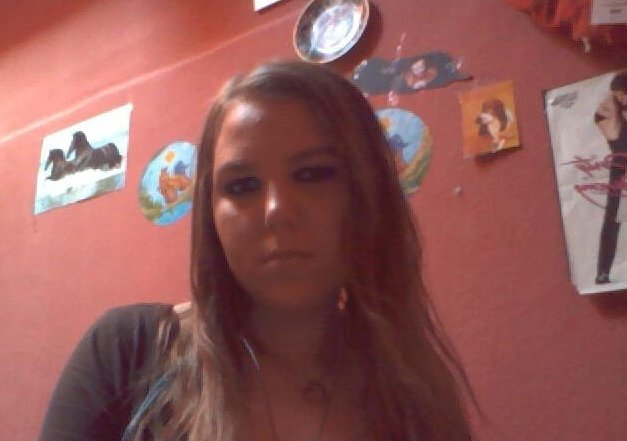 Eugénie 24 Escort-girls Alzetu